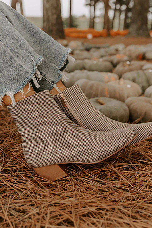 SUCH A TEASE - Houndstooth Boots