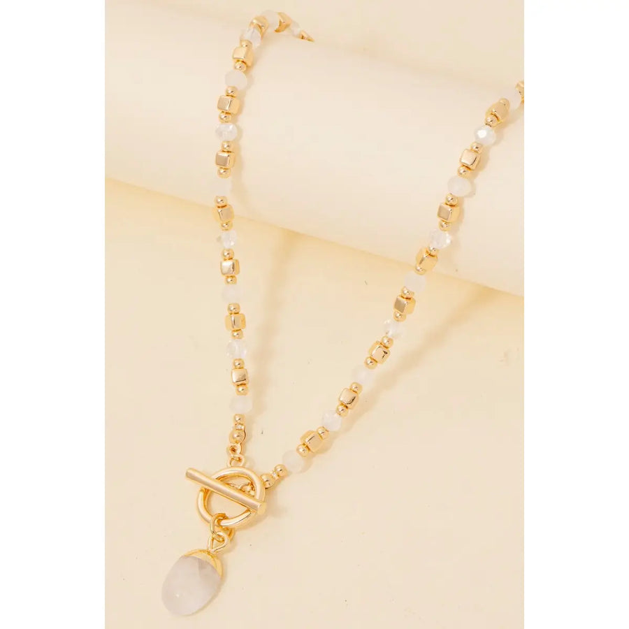 Oval Stone Pendant Beaded Necklace