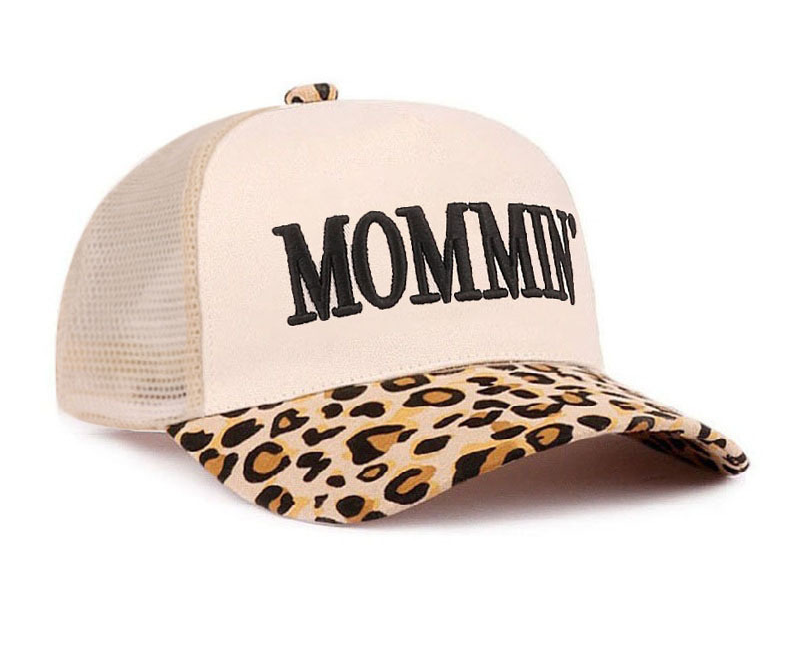 MOMMIN' HAT