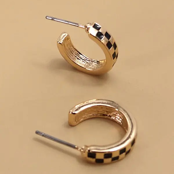Checkered Hoop earring