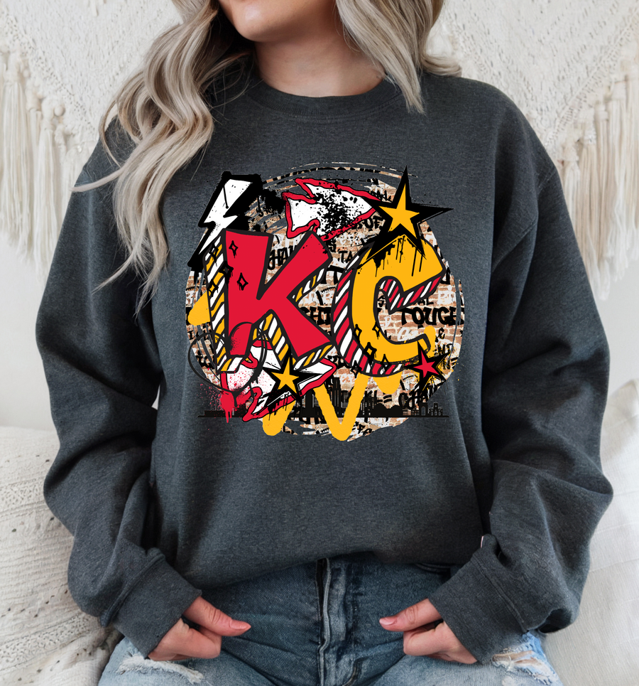 KC GRAFETTI TEE/SWEATSHIRT